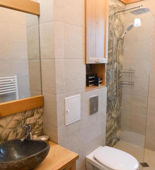 Villa Raphael Near The Pirin Golf Resort