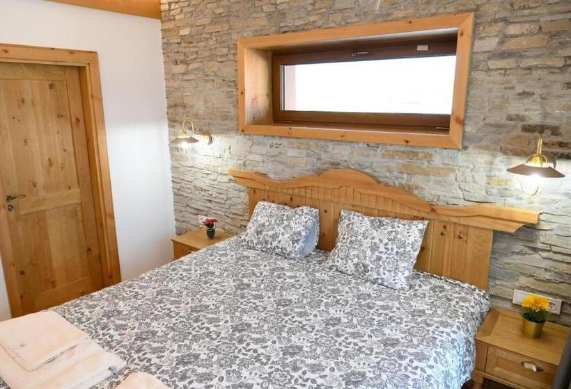 Villa Raphael Near The Pirin Golf Resort