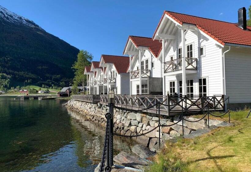 Skjolden Resort