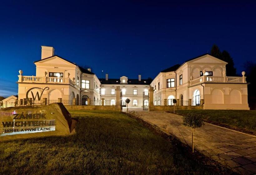 Zámek Wichterle   Hotel A Pivní Lázně