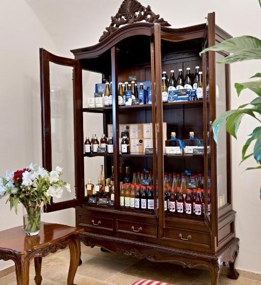 Zámek Wichterle   Hotel A Pivní Lázně