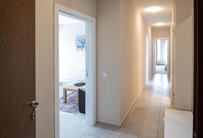 апартамент за гости влади в комплекс Garden Palace Balchik