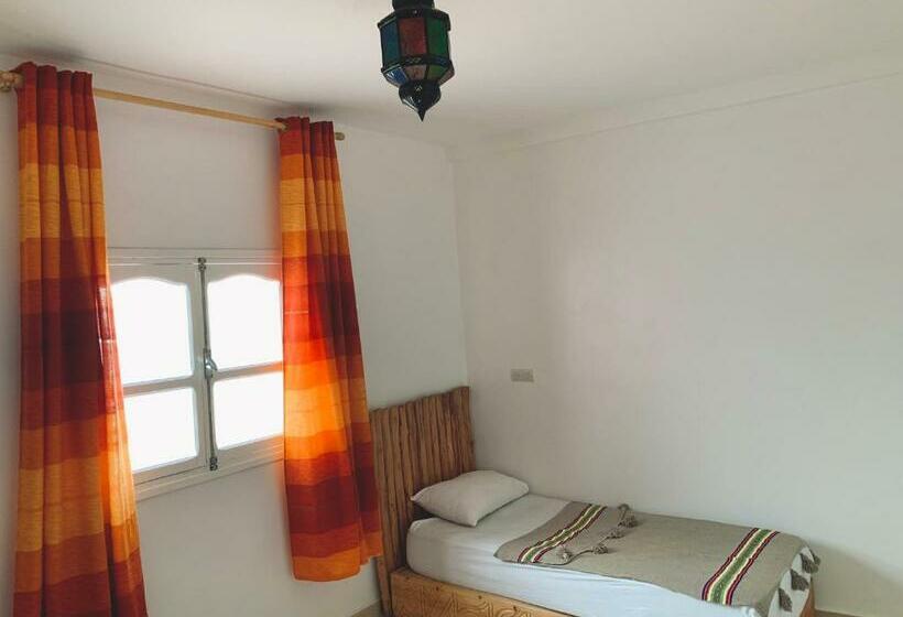 فندق صغير Cozy Surf House