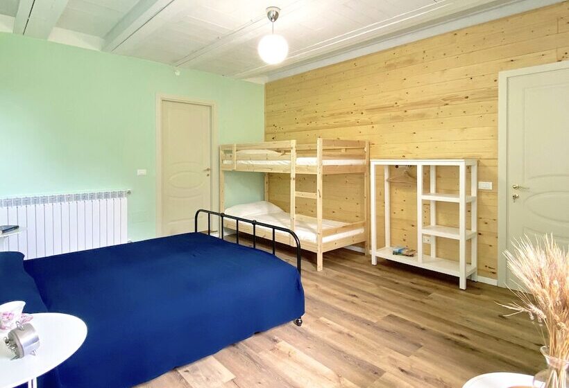 Historic Farmhouse On The Senigallia Hills