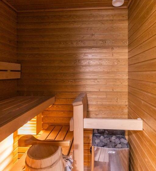 Arctic Starry City Suite