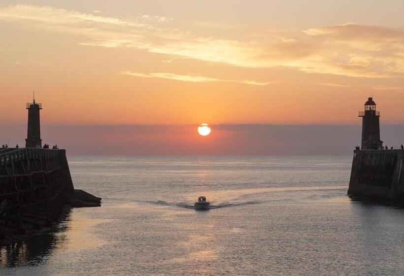 Au Rendez Vous Des Pêcheurs