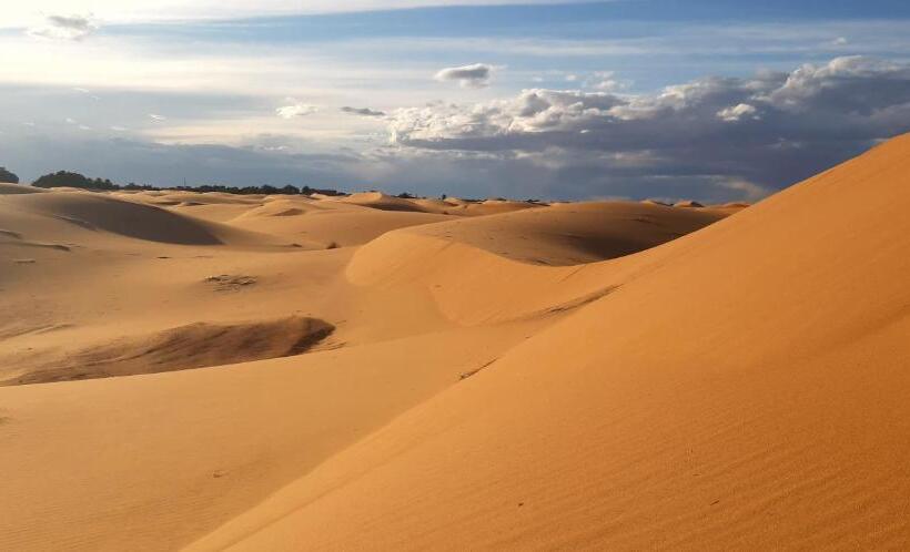 تختخواب و صبحانه Guests House