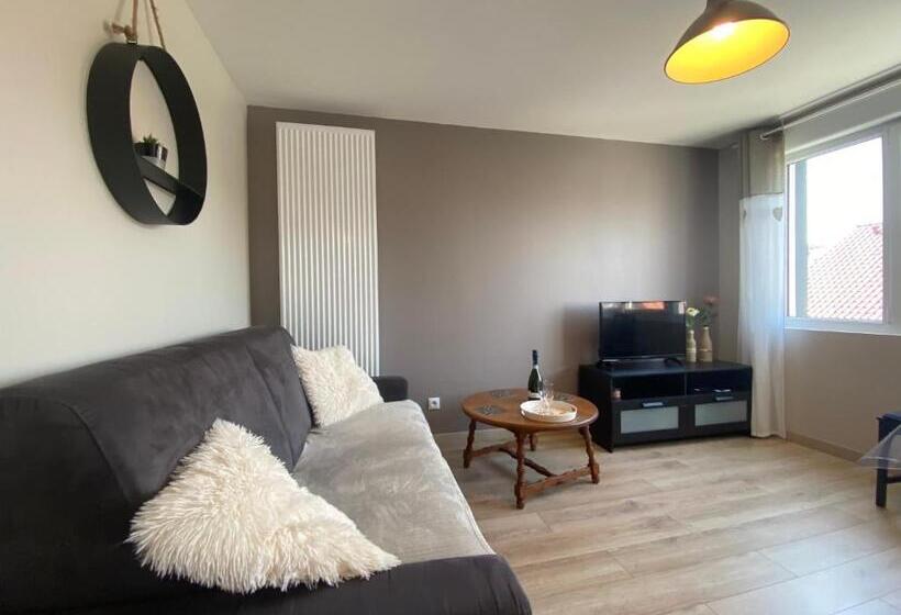 Champêtre   Gîte Entièrement Neuf à 100 Mètres De La Plage