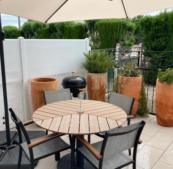 Charmante Maison Coeur De Ville 650m Plage