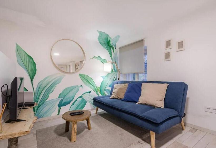 Cosy Cottage   Cheerful Apartment In The Center