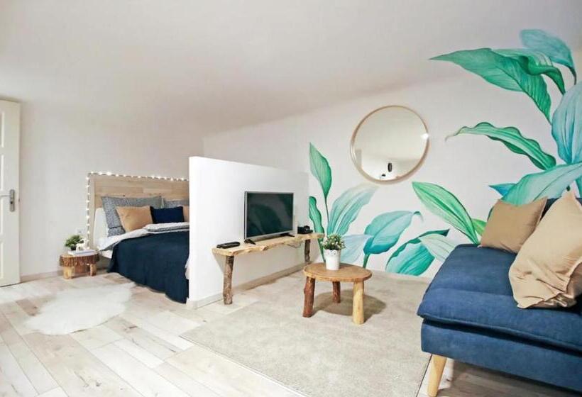 Cosy Cottage   Cheerful Apartment In The Center