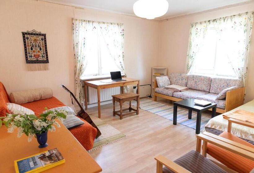 Cozy Home In Ydrefors