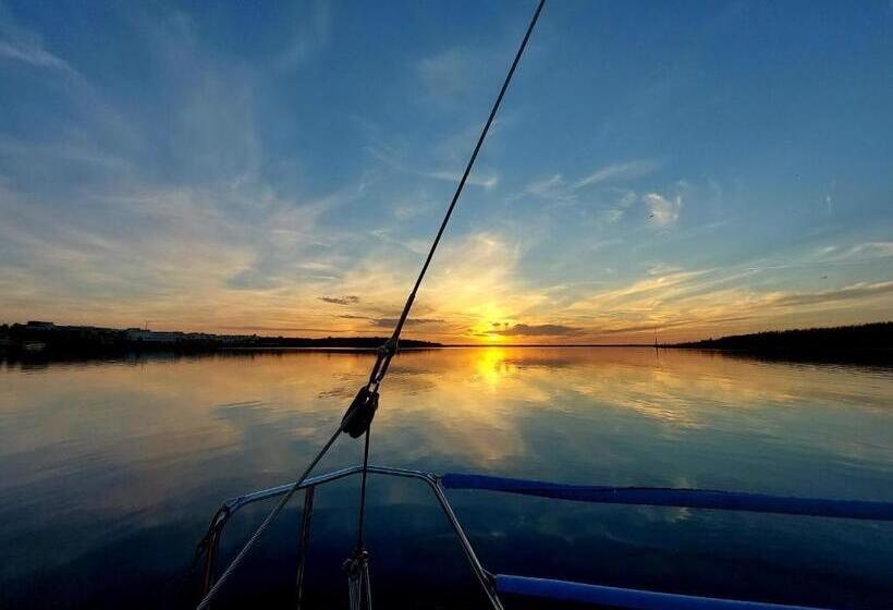 Gemütliche Zwei Zimmer Ferienwohnung W1 In Zwenkau Bei Leipzig Im Neuseenland