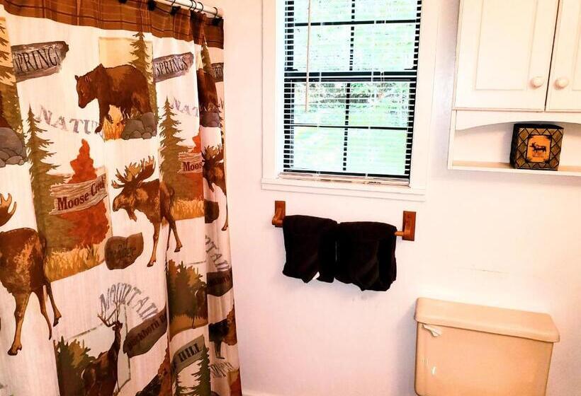 Hillbilly Hilton Pet Friendly Sleeps 4 Free Tickets Mountain View