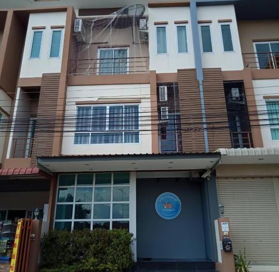 Otel เคทู เกสเฮาส์