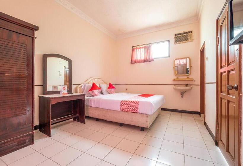 Reddoorz At Hotel Padjajaran Tasikmalaya