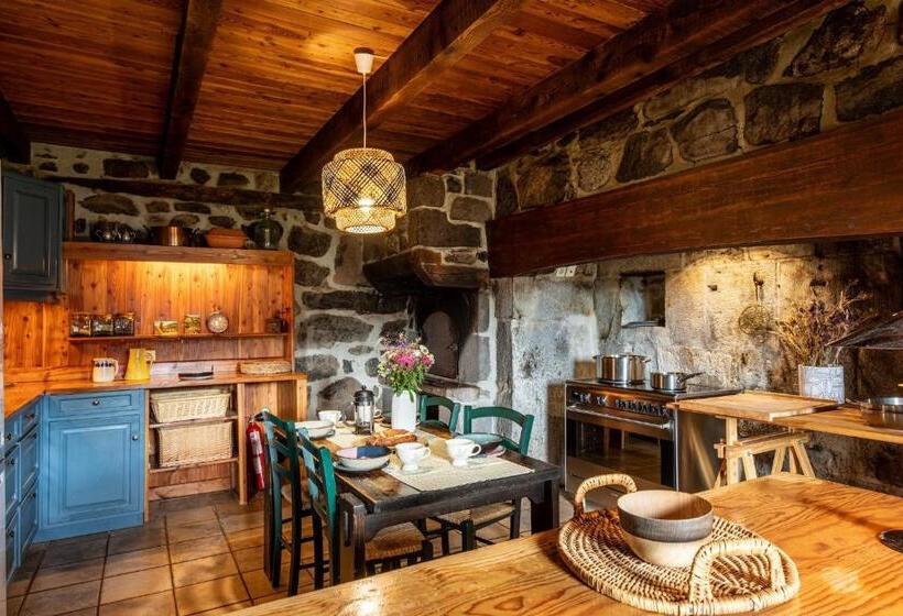 L Impradine, Grand Gîte Vue Et Nature Splendides