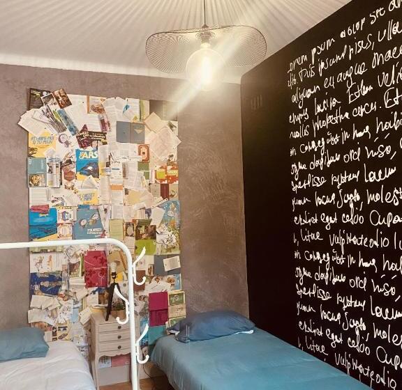 La Mariefacture   Comme Un Livre Ouvert