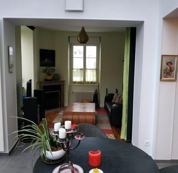 Le Palmier, Maison De Ville, 3 Chambres Et Jardin/terrasse