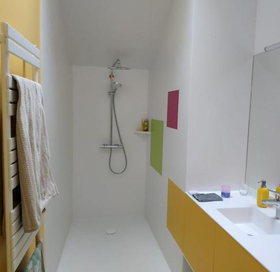 Le Palmier, Maison De Ville, 3 Chambres Et Jardin/terrasse