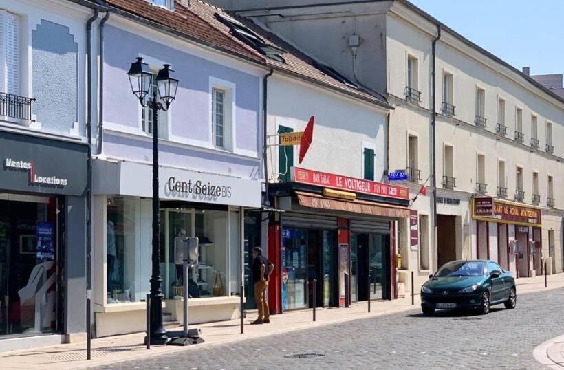 Maison Charmante A Montgeron Avec Terrasse
