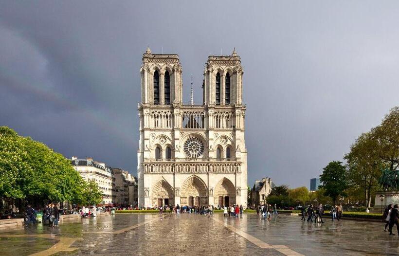 Maison Charmante A Montgeron Avec Terrasse