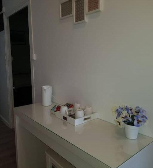 Maison De Ville Au Coeur D Une Bastide Historique