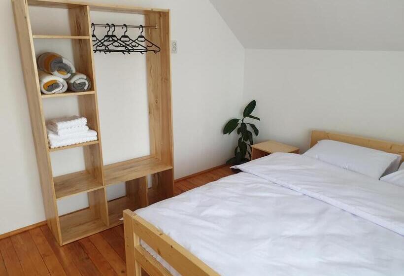 Пансион Casa Moglador