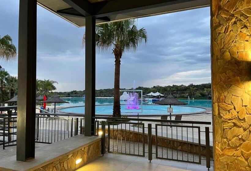 Пансион The Blyde Crystal Lagoon Riverwalk Estate