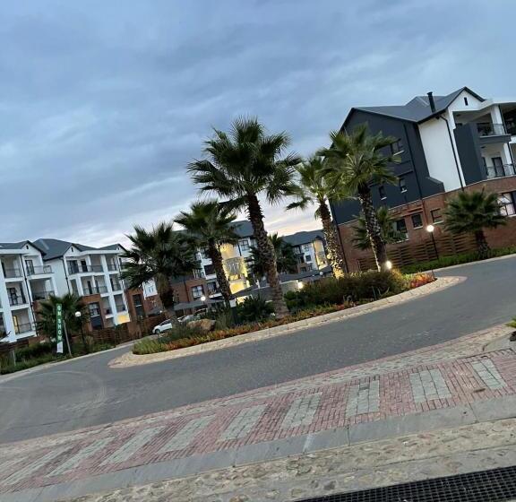 Пансион The Blyde Crystal Lagoon Riverwalk Estate