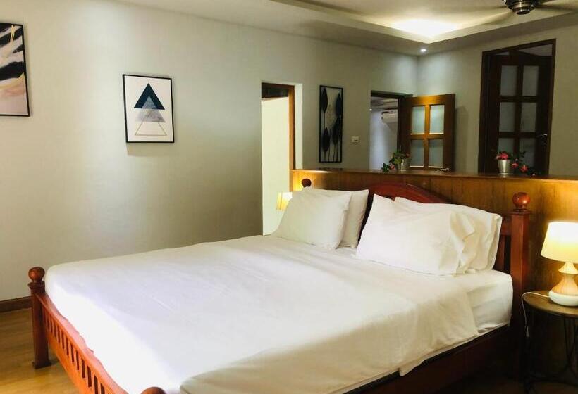 Private Pool Villas By Honey 5 Miles From Central Pattaya Beach