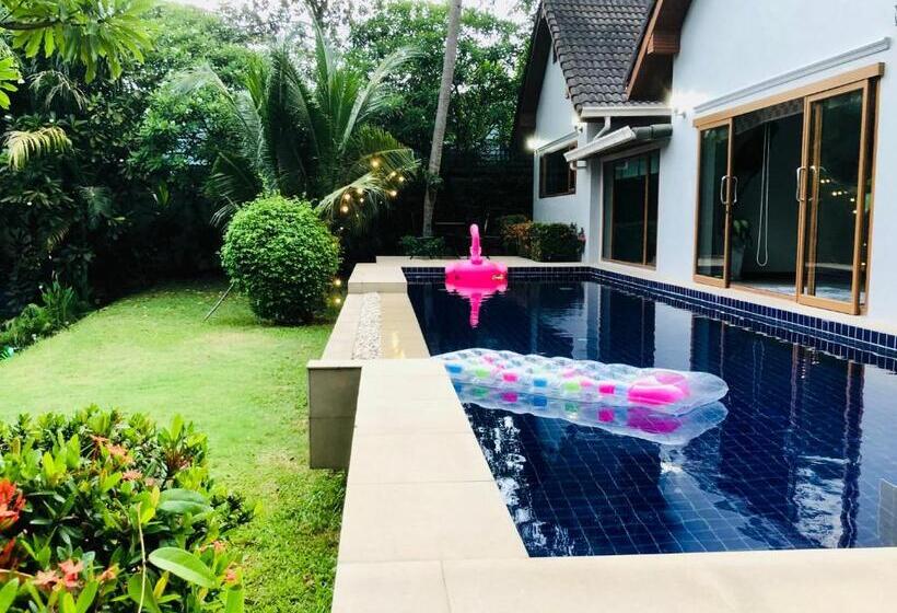 Private Pool Villas By Honey 5 Miles From Central Pattaya Beach