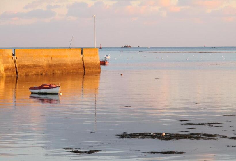 Maison Pour 5 à Kérity Les Pieds Dans L Eau