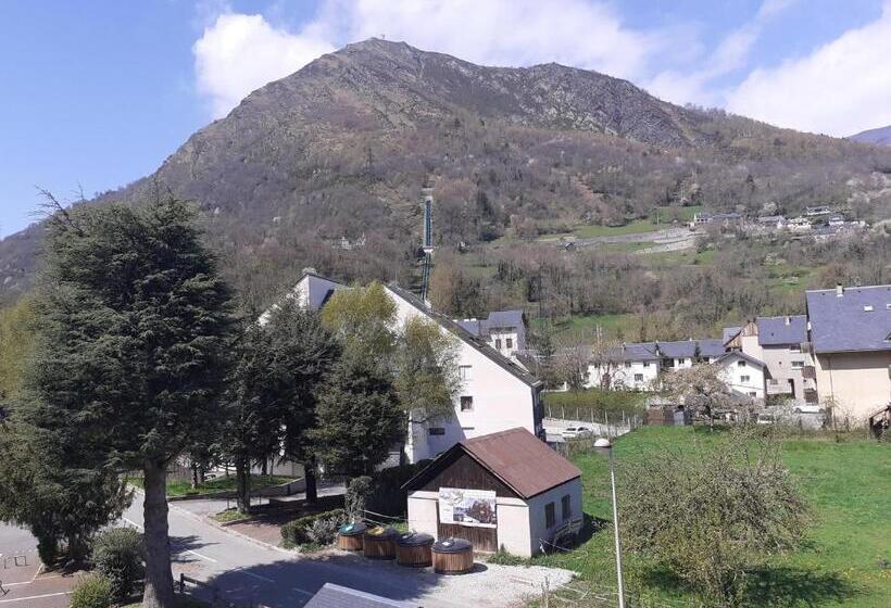 Saint Lary Ski, Rando, Thermes, Balades Et Repos !