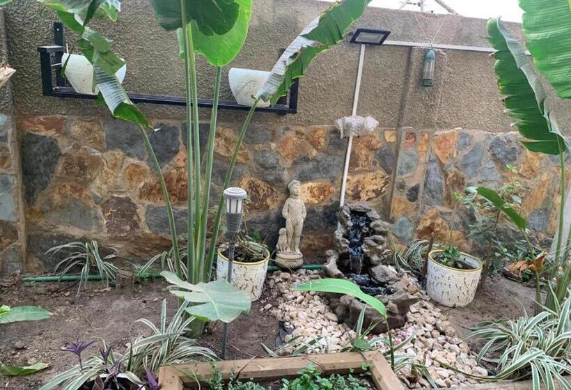 Self Contained Master Bedroom Apartment In Tema