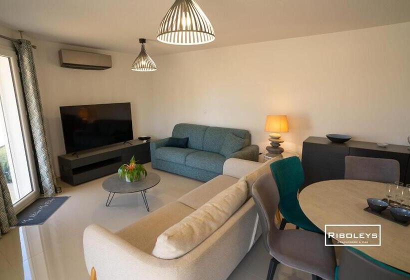 Grand T3 Neuf Climatisé Avec Wifi à 100m De La Plage