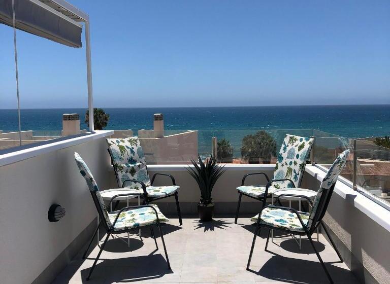 Villa Isla Plana, Right By The Sea Grande