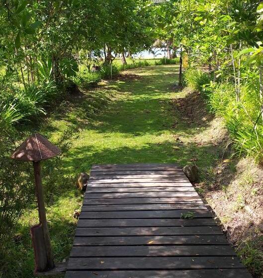 فندق صغير Mutiara Beach Resort