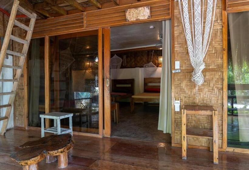 هاستل Soffta Surf Ranch