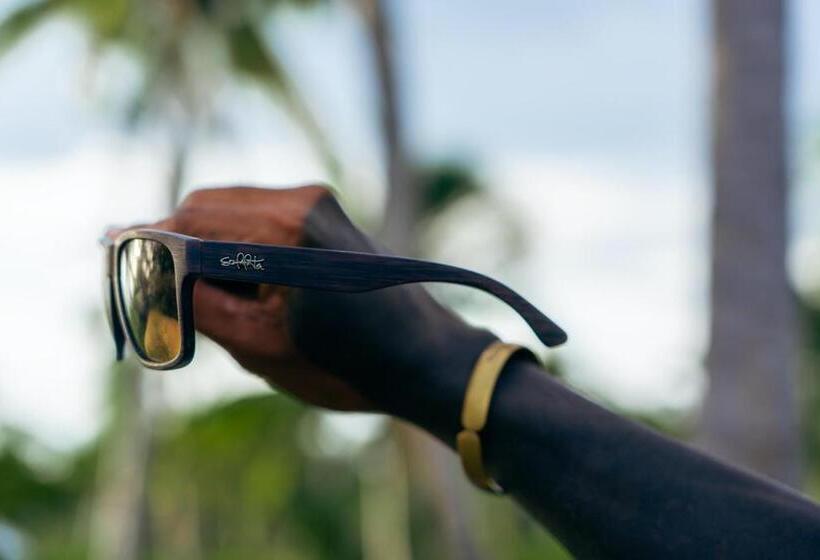 هاستل Soffta Surf Ranch