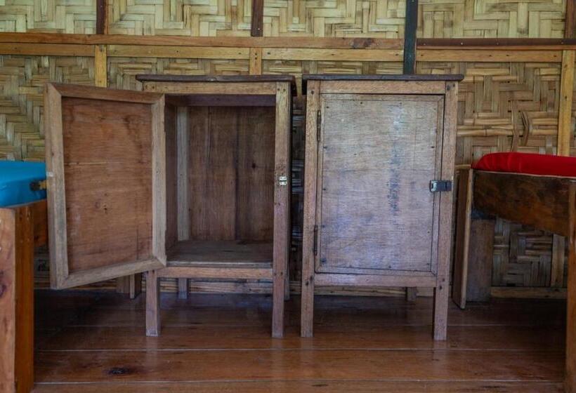 هاستل Soffta Surf Ranch