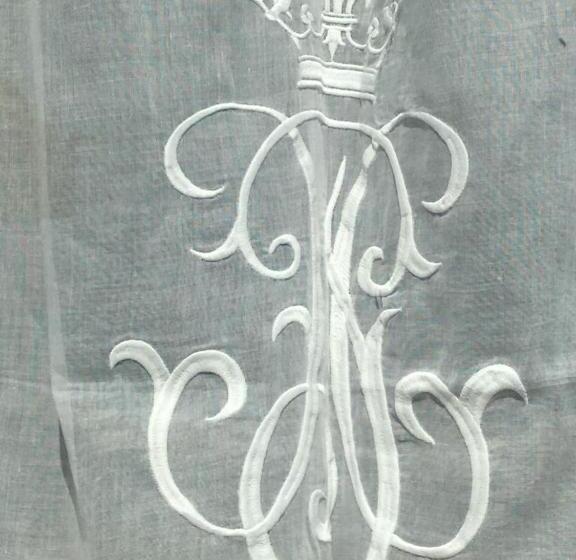 تختخواب و صبحانه Chez Monsieur