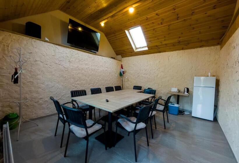 Bed and Breakfast Mamutfenyő Panzió