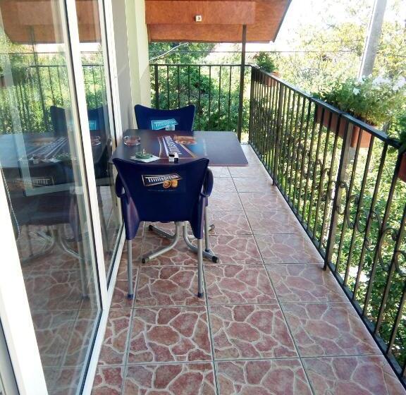 Bed and Breakfast Pensiunea Valea Beiului