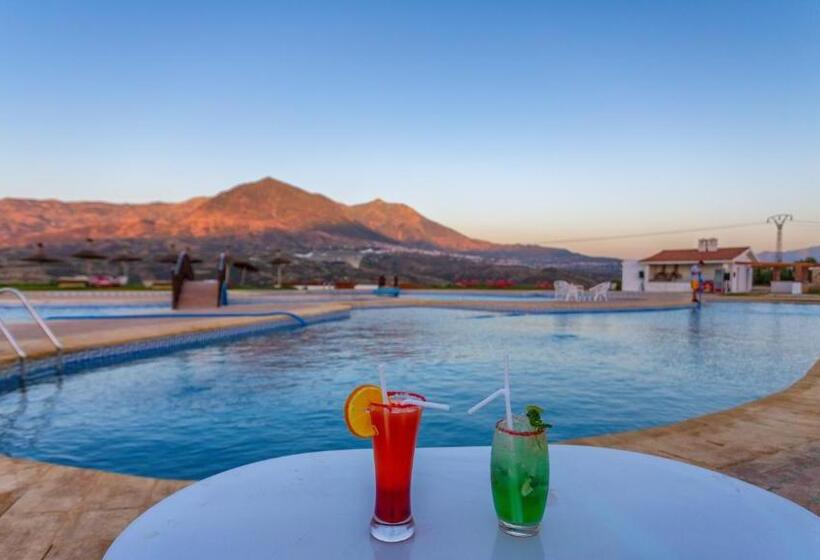 استراحتگاه El Cortijo & Spa