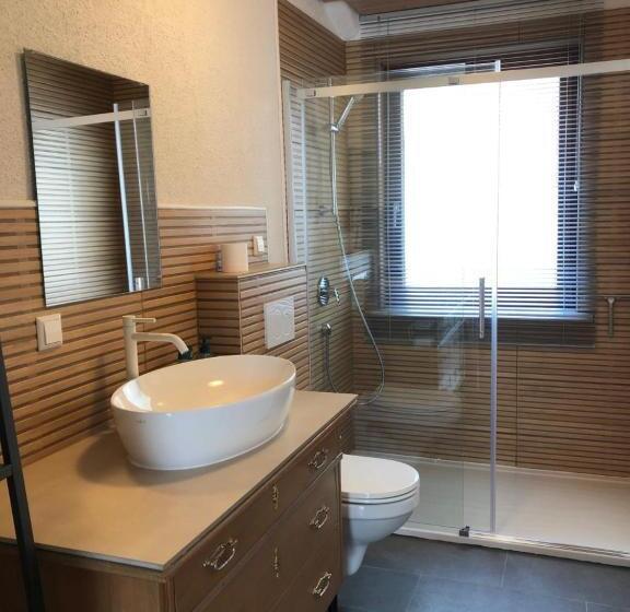 Große Wohnung Mit 2 Schlafzimmern