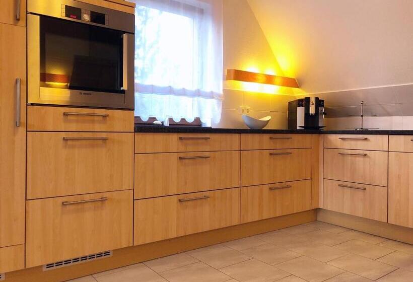 Große Wohnung Mit 2 Schlafzimmern