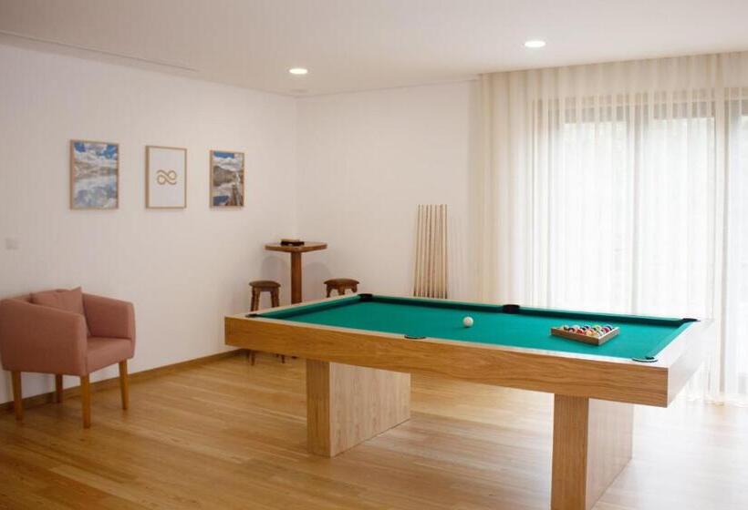 Helena S Family House