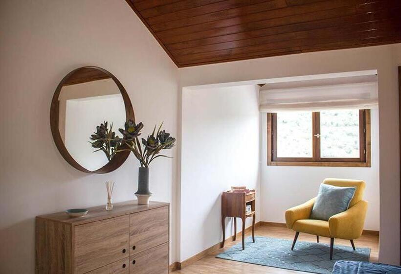 Helena S Family House