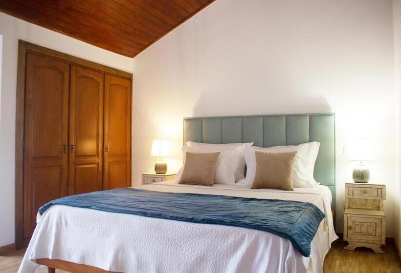 Helena S Family House